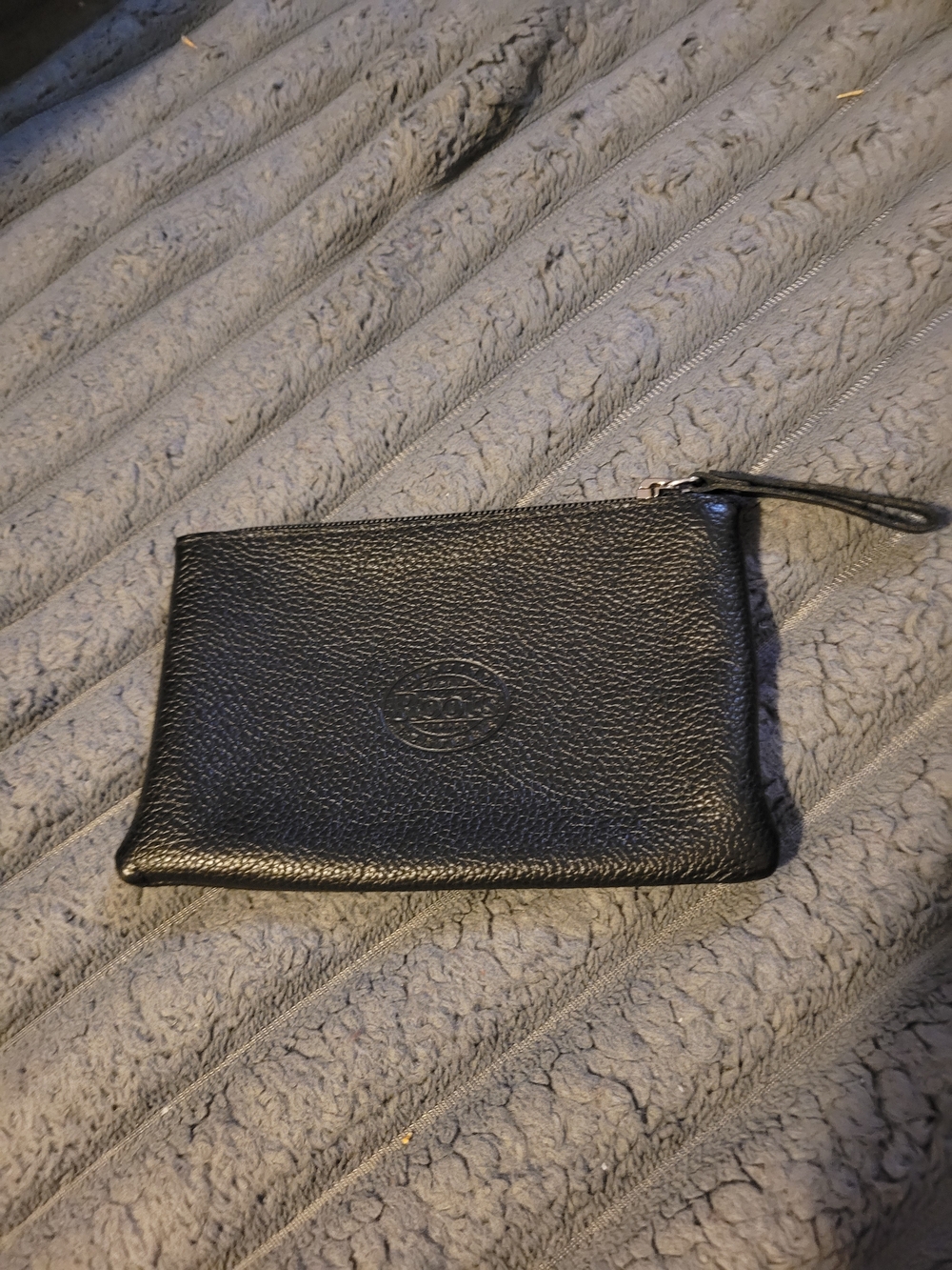 Roots Black Leather Zip Pouch Wristlet
